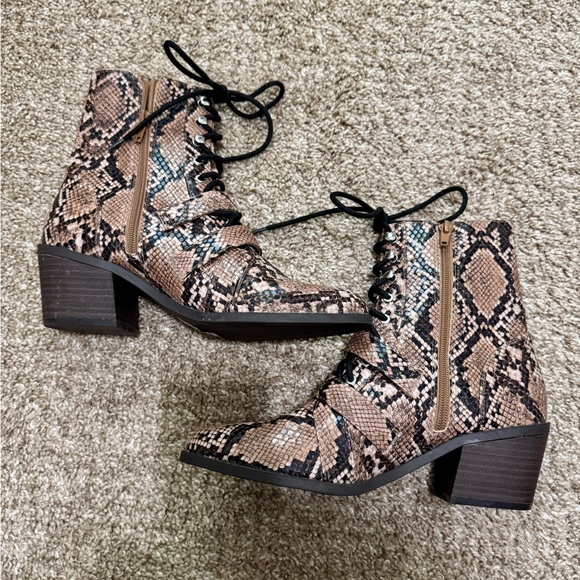 Three Pair Of Heeled Boots - Picture 5 of 6